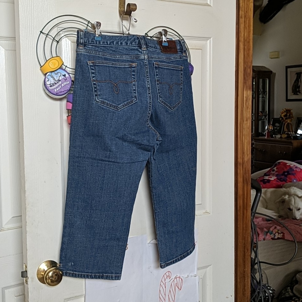 Capris - Picture 2 of 3
